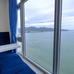 Апартаменты Sunrise Hon Chong Ocean View Apartment Нячанг комната для гостей фото 5