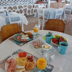 Отель Laza Beach Inn Греция, Агистри - отзывы, цены и фото номеров - забронировать отель Laza Beach Inn онлайн питание фото 2