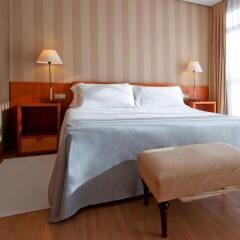 Отель Tryp San Sebastián Orly Hotel Испания, Сан-Себастьян - отзывы, цены и фото номеров - забронировать отель Tryp San Sebastián Orly Hotel онлайн комната для гостей фото 3
