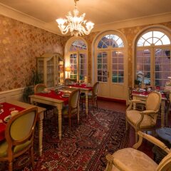 Отель B&B Next Door питание