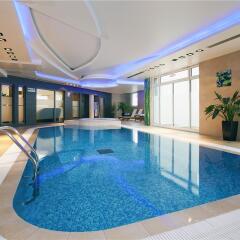 Residhome Appart Hotel Paris-Massy бассейн фото 3