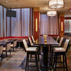 Отель Teaneck Marriott at Glenpointe гостиничный бар