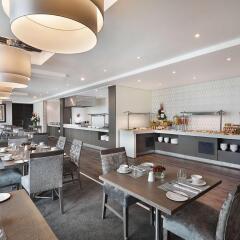 Legend Hotel Lagos Airport, Curio Collection by Hilton питание