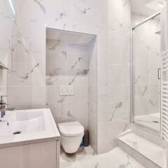 Отель 64 - Luxury Flat Champs-Élysées 1D Франция, Париж - отзывы, цены и фото номеров - забронировать отель 64 - Luxury Flat Champs-Élysées 1D онлайн ванная