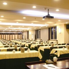 Отель Zhong An Inn An Ding Men Hotel Китай, Пекин - 8 отзывов об отеле, цены и фото номеров - забронировать отель Zhong An Inn An Ding Men Hotel онлайн помещение для мероприятий фото 2