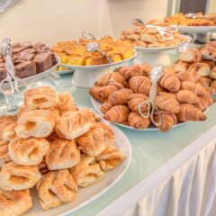 Отель Ferretti Beach Resort Римини питание фото 3