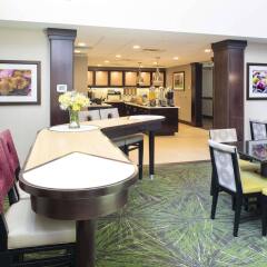 Отель Homewood Suites By Hilton Columbus Polaris Oh Колумбус гостиничный бар