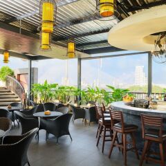 Отель Navalai River Resort гостиничный бар