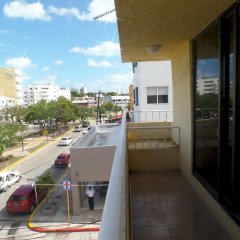 Отель Ikaro Suites Мексика, Канкун - отзывы, цены и фото номеров - забронировать отель Ikaro Suites онлайн балкон