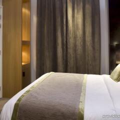 Hotel Marceau Champs Elysees комната для гостей фото 2