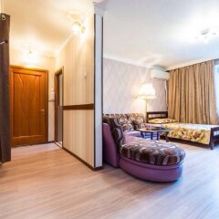 Гостиница Bolshaya Bronnaya Apartments в Москве отзывы, цены и фото номеров - забронировать гостиницу Bolshaya Bronnaya Apartments онлайн Москва комната для гостей фото 5