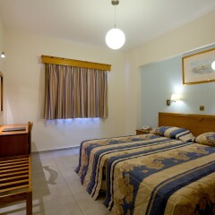 Kefalos - Damon Hotel Apartments комната для гостей