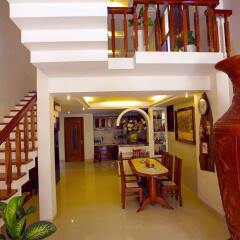 Отель Hoang Thu Homestay развлечения