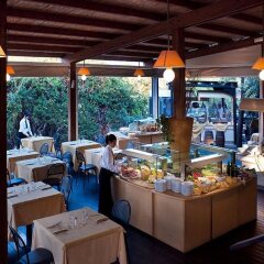 Отель Baia Chia - Chia Laguna Resort Италия, Домус-де-Мария - отзывы, цены и фото номеров - забронировать отель Baia Chia - Chia Laguna Resort онлайн питание