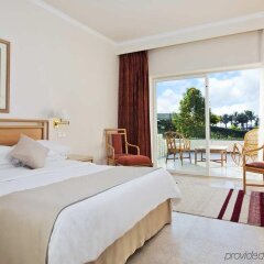 Отель Hilton Hurghada Plaza hotel Египет, Хургада - отзывы, цены и фото номеров - забронировать отель Hilton Hurghada Plaza hotel онлайн комната для гостей фото 2