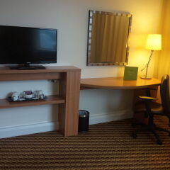 Отель Hampton by Hilton Luton Airport удобства в номере фото 2