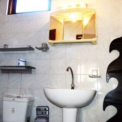 Отель Star Holiday Resort Шри-Ланка, Хиккадува - 2 отзыва об отеле, цены и фото номеров - забронировать отель Star Holiday Resort онлайн ванная