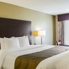 Отель Quality Inn Vicksburg комната для гостей фото 5