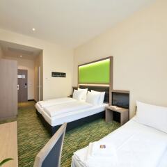 Novum Style Hotel Berlin Centrum сейф в номере