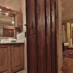 Urgup Evi Cave Hotel Турция, Ургуп - отзывы, цены и фото номеров - забронировать отель Urgup Evi Cave Hotel онлайн ванная фото 2