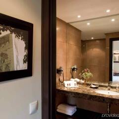 Отель Mercure Rabat Sheherazade Марокко, Рабат - отзывы, цены и фото номеров - забронировать отель Mercure Rabat Sheherazade онлайн ванная