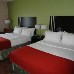 Отель Holiday Inn Express Kenedy Кенеди комната для гостей
