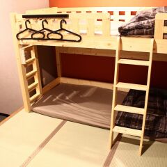 Отель Khaosan Fukuoka Annex Хаката комната для гостей