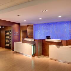 Отель Fairfield Inn & Suites Meridian интерьер отеля
