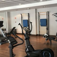 Hotel Tach Madrid Airport фитнесс-зал