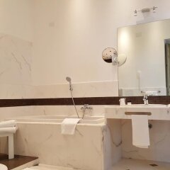 Hotel Roma E Rocca Cavour ванная фото 2