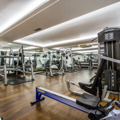 Отель Holiday Inn London - Kensington фитнесс-зал