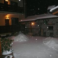Kadeva House in Bansko, Bulgaria from 67$, photos, reviews - zenhotels.com parking