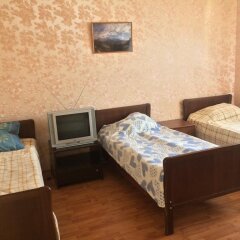 Гостиница Tramp Guest House в Красной Поляне отзывы, цены и фото номеров - забронировать гостиницу Tramp Guest House онлайн Красная Поляна комната для гостей фото 2