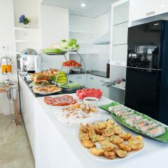 Отель Dragon Palace II Hotel Вьетнам, Хошимин - 1 отзыв об отеле, цены и фото номеров - забронировать отель Dragon Palace II Hotel онлайн питание
