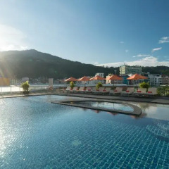 New Square Patong Hotel с домашними животными