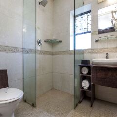 Отель United-21 Emerald Forest Hotel Индия, Южный Гоа - 8 отзывов об отеле, цены и фото номеров - забронировать отель United-21 Emerald Forest Hotel онлайн ванная