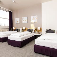 Отель The Capital-Inn комната для гостей фото 8