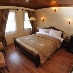 Centauera Hotel сейф в номере