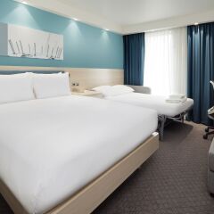 Отель Hampton by Hilton London Docklands комната для гостей фото 5