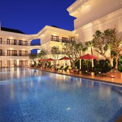 Grand Palace Hotel Sanur - Bali бассейн