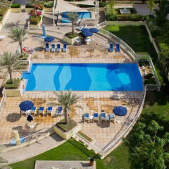 Отель Skai Residency (Ska1 Holiday Homes) бассейн фото 3