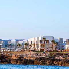 Amphora Hotel & Suites пляж фото 2