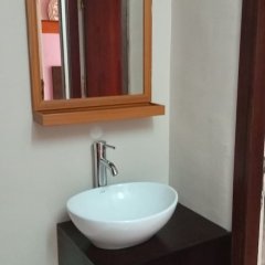 Residence Mturquoise T1 in Abidjan, Cote d'Ivoire from 83$, photos, reviews - zenhotels.com bathroom