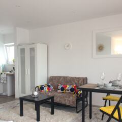 Отель Sunny City Center Apartment Польша, Варшава - отзывы, цены и фото номеров - забронировать отель Sunny City Center Apartment онлайн комната для гостей фото 2