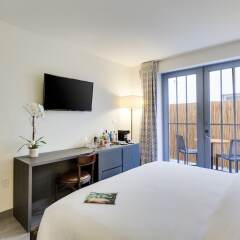 Отель Clinton Hotel South Beach США, Майами-Бич - 8 отзывов об отеле, цены и фото номеров - забронировать отель Clinton Hotel South Beach онлайн удобства в номере фото 2