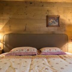 Отель Big Luxurious Chalet in Schönried комната для гостей фото 3
