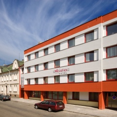 Aida Hotel Прага парковка