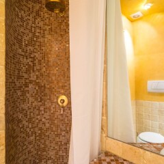 Отель Studio Saint Louis En L'ile Франция, Париж - отзывы, цены и фото номеров - забронировать отель Studio Saint Louis En L'ile онлайн ванная