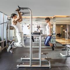 Отель Novotel Ploenchit Sukhumvit Бангкок фитнесс-зал фото 2