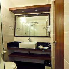 Meraden Opus in North Goa, India from 55$, photos, reviews - zenhotels.com bathroom